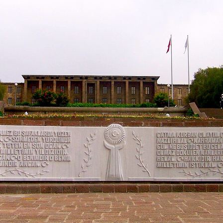 Türkiye'de Milletvekilliği Dokunulmazlığı: Koruma Nasıl İşler ve Nasıl Kaldırılır