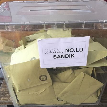 Sandık Başı: Sandık Kurulları Sayımı Nasıl Yönetir ve İtirazları Karara Bağlar